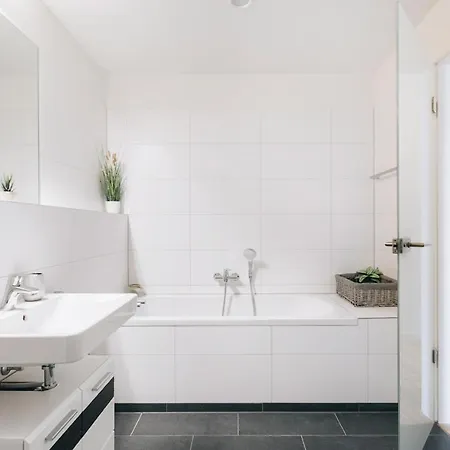 Apartment Stilvolle 4-Raumwohnung im Zentrum von Dresden *