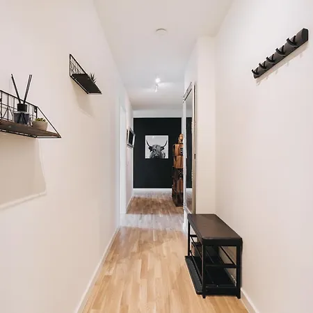 Stilvolle 4-Raumwohnung im Zentrum von Dresden Apartment *