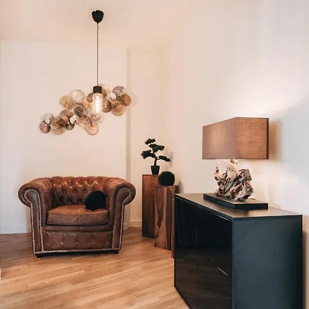 Stilvolle 4-Raumwohnung im Zentrum von Dresden *