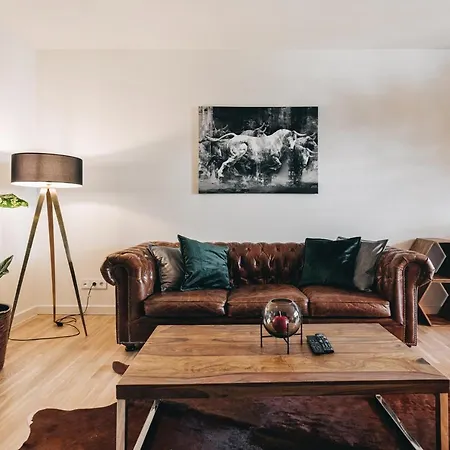 Apartment Stilvolle 4-Raumwohnung im Zentrum von Dresden *