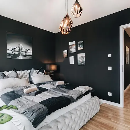 Apartment Stilvolle 4-Raumwohnung im Zentrum von Dresden Dresden